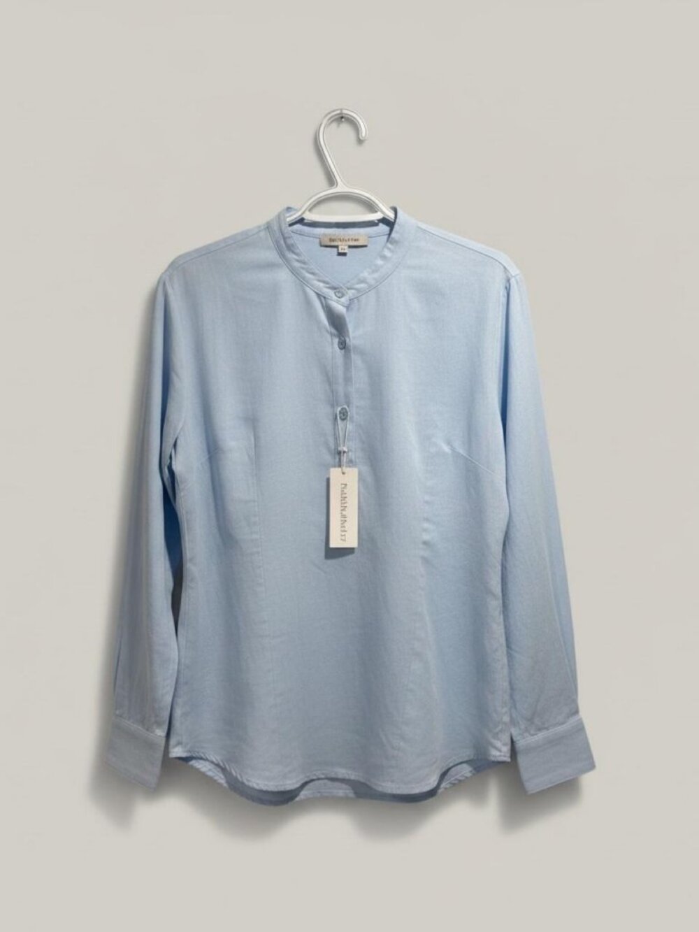 Denver Hayes Women's Light Blue Linen-Blend Band Collar Shirt
